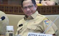 Keterangan foto : Peringatan keras undang-undang, kepala daerah seperti gubernur, walikota dan bupati di seluruh Indonesia dilarang memutasi pegawai terhitung sejak tanggal 22 Maret 2024 hingga berakhirnya masa jabatan seorang kepala daerah, Senin (8/4/2024) 