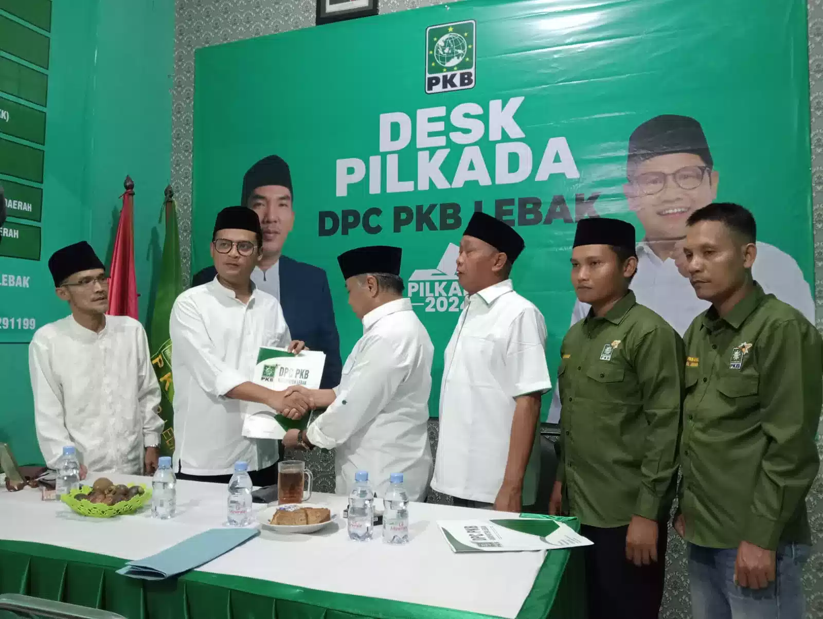 Ketua PCNU Ambil Formulir Bacalon Bupati Lebak di DPC PKB I Teras Media