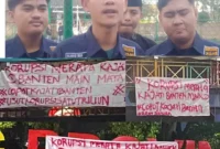 Keterangan foto : Idan Wildan sekertaris jenderal Aliansi Badan Eksekutif Mahasiswa Banten Bersatu dalam keterangannya kepada wartawan kamis 9 mei 2024.