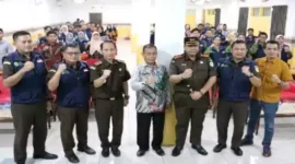Keterangan foto : Kejaksaan Negeri Bontang menggelar acara pemilihan Duta Pelajar Sadar Hukum Jenjang SMA/SMK/MA/SLB (Tuna Daksa) tingkat Kota Bontang tahun 2024 di Hotel Tiara Surya Kota Bontang, pada Jumat (17/5/2024).