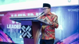 Keterangan foto : Ketua DPRD Kabupaten Tangerang Kholid Ismail raih penghargaan The International Awards 2024 versi Seven Media Asia, Senin (20/5/2024) 