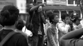 Keterangan foto : Koordinator Jejak Pemilu Provinsi Banten, Malam Danur Siap Penjarakan Oknum KPU Lebak dan PPK, Selasa (28/5/2024) 