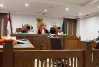 Terdakwa Edi Gunawan akhirnya divonis 9 tahun penjara, denda Rp1 miliar subsider 1 tahun penjara, oleh majelis hakim Pengadilan Negeri Jakarta Pusat.