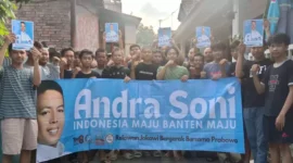 Keterangan foto : Gen Z Relawan Jokowi Bergerak Bersama Prabowo dukung Andra Soni Calon Gubernur Banten Kota Cilegon, Senin (26/5/2024) 