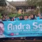 Keterangan foto : Demi Makan Siang dan Susu Gratis, Emak-emak di Pandeglang Dukung Penuh Andra Soni Menuju Banten Satu, (Kamis, 30/5/2024) 