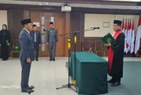 Keterangan foto : Ketua Pengadilan Negeri (KPN) Jakarta Pusat Dr Rudy Suparmono, SH, MH melantik dan mengambil sumpah jabatan Panitera Muda (Panmud) Tindak Pidana Korupsi (Tipikor) Hartoyo, SH, MH, Kamis (30/5/2024).
