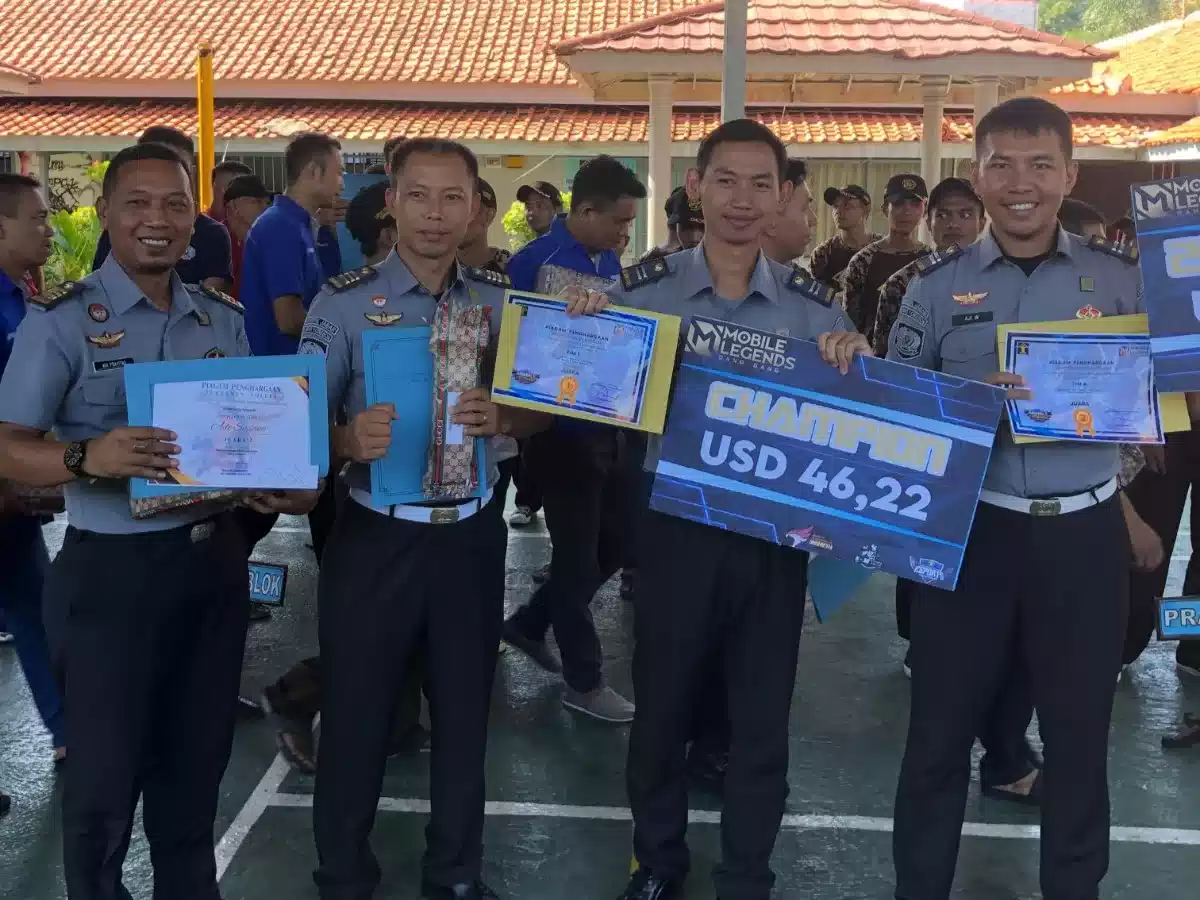 Lapas Cirebon Berikan Apresiasi Hadiah Pada Pegawai dan WBP di Puncak Kegiatan HBP ke-60 I Teras Media