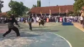 Keterangan poto : Suasana Pembukaan FLS2N dan O2SN SMA dan SMK Tingkat Kabupaten pada 13 Mei 2024 di yang di Laksanakan di SMA 2 Rangkasbitung Pasir Ona Kabupaten Lebak Banten
