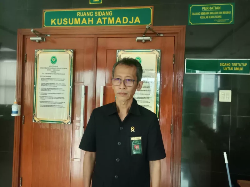 Keterangan foto : humas yang juga hakim PN Jakarta Barat, Iwan Wardhana, Rabu (29/5/2024) 