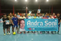 Keterangan foto : Puluhan Gen Z Milenial Relawan Jokowi Bergerak Bersama Prabowo yang terdiri dari Tim 8-RJBBP, All Cipayung, Pos Raya dan Rumah Gibran Kabupaten Pandeglang ajak masyarakat dukung Andra Soni Calon Gubernur Banten 2024-2029, Jumat (1/6/2024)