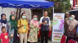 Puskesmas Sukadiri buka Gerai KIA Cendana di Halaman Parkiran AlfaMidi Buaran Jati Kecamatan Sukadiri pada Sabtu 4 Mei 2024