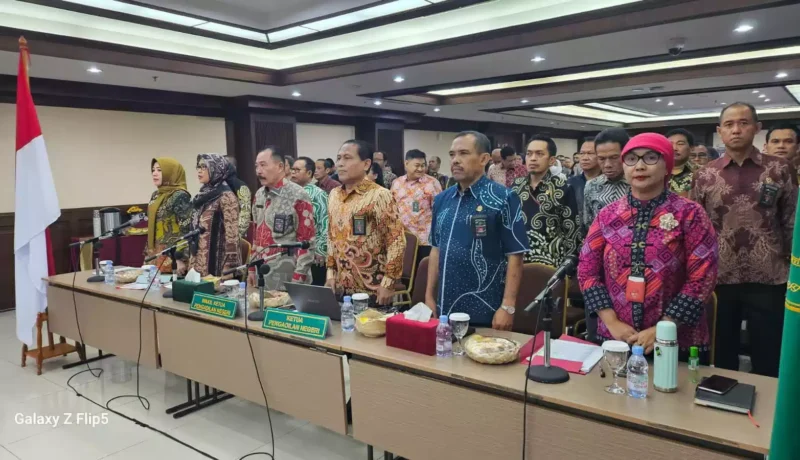 Pengadilan Tinggi (PT) DKI Jakarta melaksanakan kegiatan Pembinaan dan Pengawasan di Pengadilan Negeri (PN) Jakarta Pusat. Kegiatan tersebut dipimpin oleh Koordinator Pengawas Sugeng Riyono, SH, MH yang juga hakim tinggi PT DKI Jakarta, Kamis (31/5/2024).