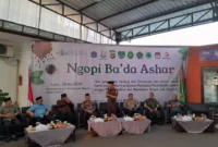 Kejari Jakbar) menggelar konsolidasi para pemangku kepentingan di Jakarta Barat bertajuk ‘Ngopi Ba’da Ashar’ di halaman Kantor Kejaksaan Negeri Jakarta Barat, Kamis (30/5/2024).