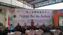 Kejari Jakbar) menggelar konsolidasi para pemangku kepentingan di Jakarta Barat bertajuk ‘Ngopi Ba’da Ashar’ di halaman Kantor Kejaksaan Negeri Jakarta Barat, Kamis (30/5/2024).