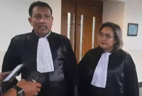 Advokat Raden Nuh membuat surat terbuka yang ditujukan kepada Ketua Mahkamah Agung terkait oknum juru sita di Pengadilan Negeri (PN) Jakarta Selatan (Jaksel) berinisial MH., Sabtu (1/6/2024)