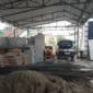 Keterangan poto : Lokasi pembangunan rumah Dinas Kejari Lebak yang diduga kangkangai undang - undang Informasi Publik dengan tidak memasa Papan Inpormasi Kegiatan. Dok Liosus