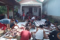 Keterangan poto : Suasana kegiatan pemotongan Hewan Qurban di Mesjid Nurul Al - Qorni yang berlokasi di BTN Graha Pasir Ona 2 Desa Rangkasbitung Timur. 17/6/2024