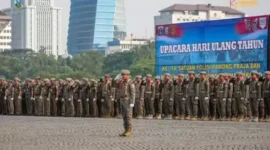 Keterangan foto : Ribuan Pegawai Tidak Tetap (PTT) Satuan Polisi Pamong Praja (Satpol PP) DKI Jakarta meradang akan nasibnya yang tak kunjung diperjuangkan untuk menjadi Aparatur Sipil Negara (ASN).