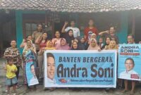 Keterangan foto : Warga Cikeusal Serang Deklarasikan Andra Soni - Dimyati di Pilgub Banten