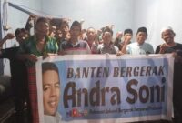 Keterangan foto : Warga Kasemen Kota Serang Terus Deklarasikan Andra Soni - Dimyati di Pilgub Banten