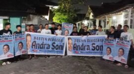 Keterangan foto : Dukungan Warga Jombang Cilegon Teriakan Andra Soni-Dimyati Gubernur Banten , (Rabu, 3/7/2024) 