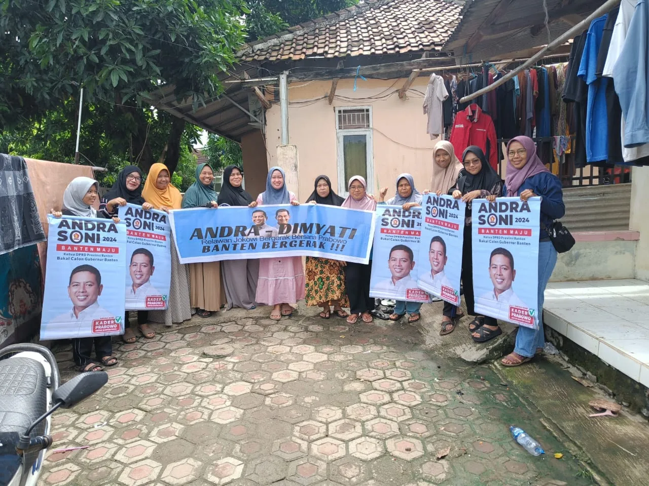 Mendengar Keluhan Warga, Relawan Masif Pulo Merak Cilegon Deklarasi Andra - Dimyati Untuk Banten Maju