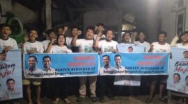 Keterangan foto : Warga Cijoro lebak Terus Teriakan Andra Soni di Pilgub Banten, (Selasa, 9/7) 2024) 