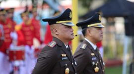 Keterangan foto : Kepala Kejaksaan Negeri (Kajari) Jakarta Utara, Dandeni Herdiana memecahkan keheningan ratusan insan Adhyaksa yang merayakan Hari Bhakti Adhyaksa ke 64 tahun 2024, Selasa (22/7/2024) 