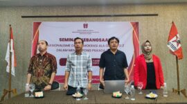 Keterangan foto : DPC GMNI Kendal mengundang seluruh perwakilan mahasiswa yang berasal dari masing-masing kampus di Kabupaten Kendal untuk ikut berpartisipasi dan berdiskusi terkait Nasionalisme dan Demokrasi dalam menyongsong Pemilihan Kepala Daerah serentak se-Indonesia, Kamis (24/7/2024) 