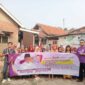 Keterangan foto : Emak-emak dari Relawan Maesal - Intan (Manis) Kabupaten Tangerang antusias kampanyekan Moch Maesyal Rasyid dan Intan Nurul Hikmah yaitu calon Bupati dan Wakil Bupati Kabupaten Tangerang tahun 2024, Sabtu (27/7/2024) 