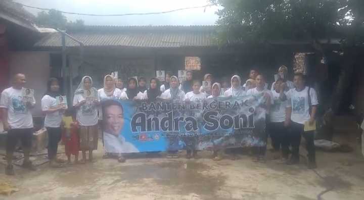 Keterangan foto : Relawan Jokowi Bergerak Bersama Prabowo (RJBBP) Provinsi Banten terus konsolidasi ke akar rumput di Keroncong Pandeglang, Senin (29/6/2024) 
