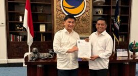 Keterangan foto : Partai Nasdem serahkan SK Penugasan Andra Soni - Dimyati di Pemilihan Gubernur Banten, (Selasa, 9/7/2024) 