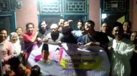 Keterangan foto : Relawan Maesal - Intan (Manis) Kabupaten Tangerang terus melakukan konsolidasi dengan melakukan deklarasi untuk mendukung Moch Maesyal Rasyid dan Intan Nurul Hikmah untuk maju sebagai calon Bupati dan Wakil Bupati Kabupaten Tangerang tahun 2024, Minggu (28/7/2024) 