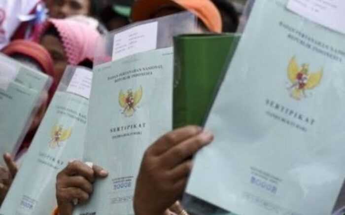 Waduh !!! : Lagi - Lagi Pembuatan Sertifikat PTSL Di Lebak Diduga Dipungut 300 Ribu Perbuku