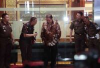 Keterangan Foto: Airlangga Hartarto di kantor Kejaksaan Agung Republik Indonesia.