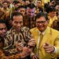 Keterangan Foto: Presiden Joko Widodo bersama Ketua Umum Partai Golkar Airlangga Hartarto.