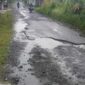 Keterangan Foto: jalan Rego km 0,5 Cadasari Desa ciinjuk Kecamatan Cadasari.