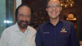 Keterangan Foto: Ketua Umum Partai Nasional Demokrat (Nasdem) Surya Paloh dan Ayep Zaki calon Walikota Sukabumi.