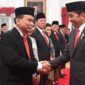 Keterangan Foto: Presiden Jokowi Widodo sedang melantik ketua umum Projo Budi Arie menjadi menteri Kominfo.