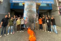 Keterangan foto : Aksi di depan sekret PB PMII, KAMIS (1/8/2024)