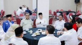 Keterangan foto : Mantan Bupati Tangerang yang juga politisi Golkar Ahmed Zaki Iskandar, tidak mendukung Airin Rachmi Diany di Pilkada Banten yang dijagokan Partai Golkar, Minggu (4/8/2024) 