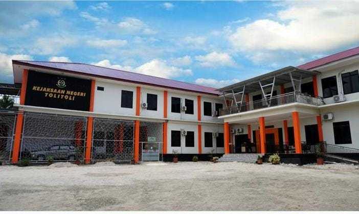 Keterangan foto : Beredar kabar perkara rehabilitasi pembangunan sejumlah gedung SMKN 1 Galang dari Dinas Pendidikan (Diknas) Provinsi Sulawesi Tengah yang mangkrak, kini kasusnya sedang dilidik oleh Kejaksaan Negeri (Kejari) Tolitoli, Senin (13/9/2024) 