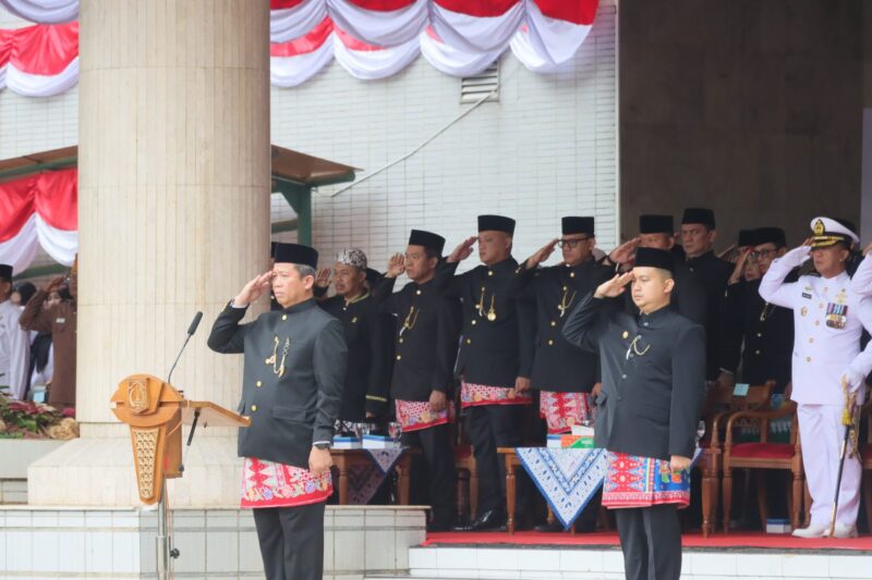Keterangan foto : Upacara Peringatan kemerdekaan HUT ke- 79 RI di kantor Walikota Jakarta Utara, Sabtu (17/8/2024)
