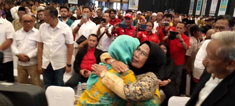 Keterangan foto : Bakal Calon Gubernur Banten, Airin Rahma Diany, Minggu (25/8/2024) 