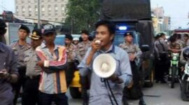 Keterangan foto : Ketua Federasi Serikat Buruh Kerakyatan (FSBK) Sumatera Selatan, Irman Bunawolo, Jumat (16/8/2024) 
