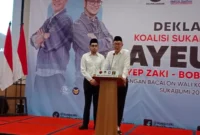 Keterangan Foto: Bacalon) Wali Kota dan Wakil Wali Kota Sukabumi, Ayep Zaki - Bobby Maulana.