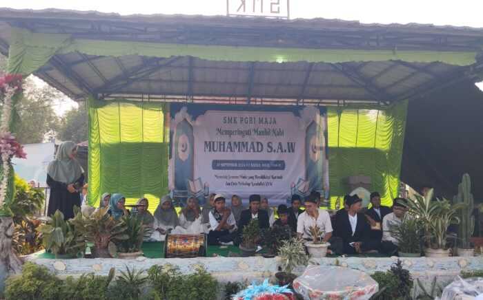 Isi Maulid Nabi ke 1446 H : SMK PGRI Maja Gelar Berbagai Acara Sebagai Ajang Meningkatkan Kecintaan dan ke Taqwaan I Teras Media