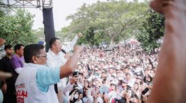 Raffi kepada puluhan ribu warga yang hadir di acara Gebyar Jalan Sehat, di Area Komersil Grand Batavia, Pasar Kemis, Kabupaten Tangerang, pada Sabtu, (21/9/2024).