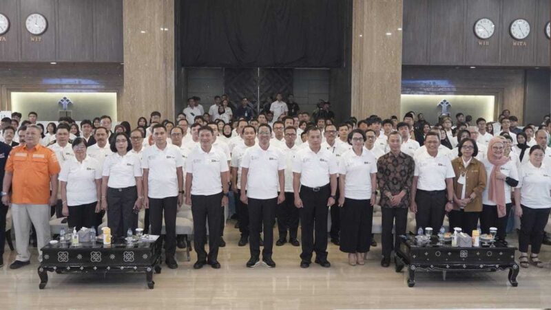 Keterangan foto : Kickoff Hari HAM Se-dunia ke 76,Kemenkumham Deklarasi Pilkada Bagi Pemilih Pemula, (Kamis, 26/9/2024) 