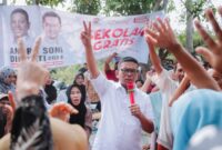 Hari kedua masa kampanye Calon Gubernur dan Wakil Gubernur Banten dalam Pilkada Banten, pasangan nomor urut 02, Andra Soni-Dimyati Natakusumah langsung tancap gas blusukan menemui rakyat di berbagai wilayah Banten.